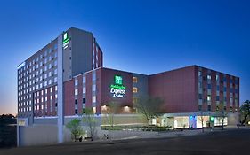 Holiday Inn Express Hotel & Suites Austin Downtown - University By Ihg